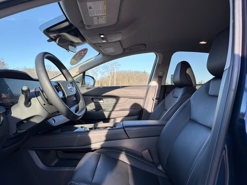 Certified 2025 Nissan Murano SV w/ Cargo Package image 11