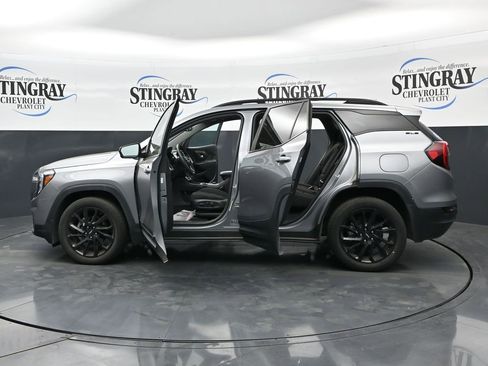 Used 2023 GMC Terrain SLE w/ Driver Convenience Package FWD image 37