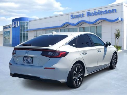 Certified 2024 Honda Civic EX-L image 4