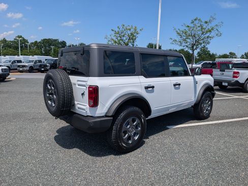 New 2026 Ford Bronco Big Bend AWD/4WD image 2