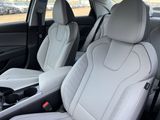 New 2025 Hyundai Elantra Limited image 5