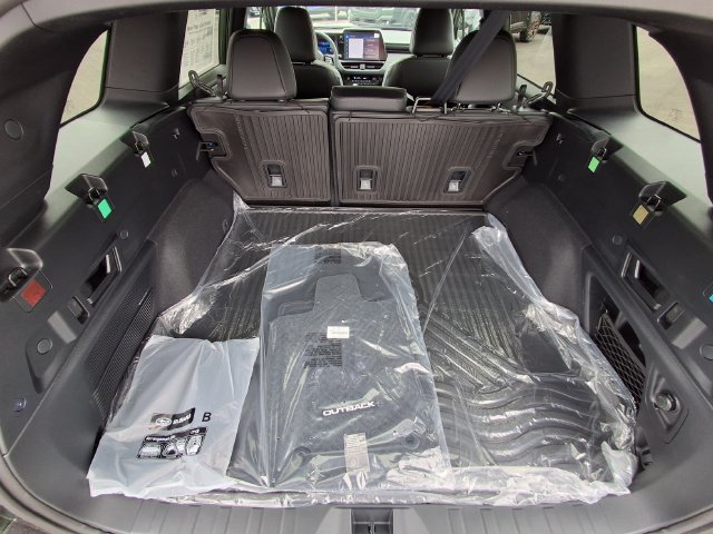 New 2026 Subaru Outback Touring XT AWD/4WD image 12