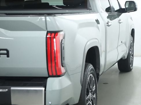 Used 2024 Toyota Tundra Limited AWD/4WD image 48