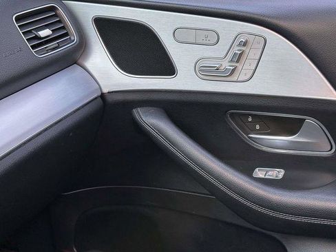 Used 2024 Mercedes-Benz GLE 450e 4MATIC image 25