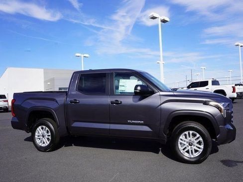 New 2025 Toyota Tundra SR5 image 4