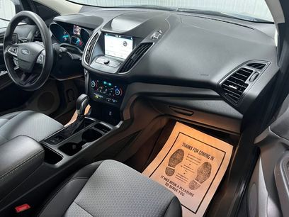 Used 2019 Ford Escape SE