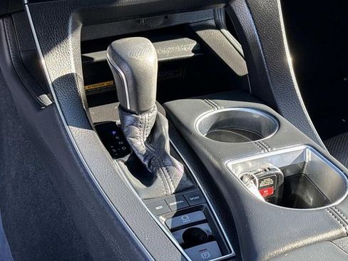 Used 2019 Toyota Avalon XSE image 23