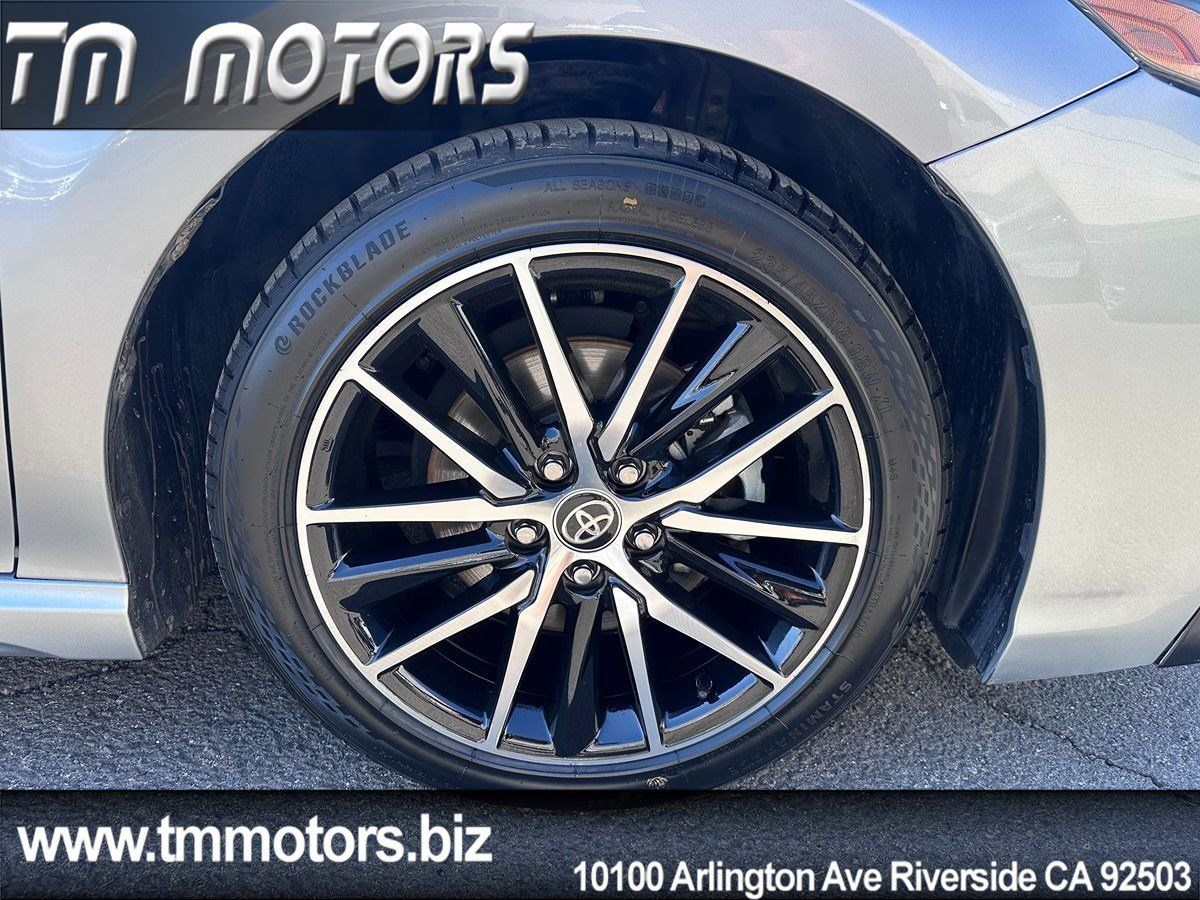Used 2022 Toyota Camry SE w/ Carpet Mat Package (TMS) FWD image 10