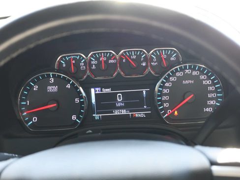 Used 2020 GMC Yukon XL SLT w/ Premium Edition image 20