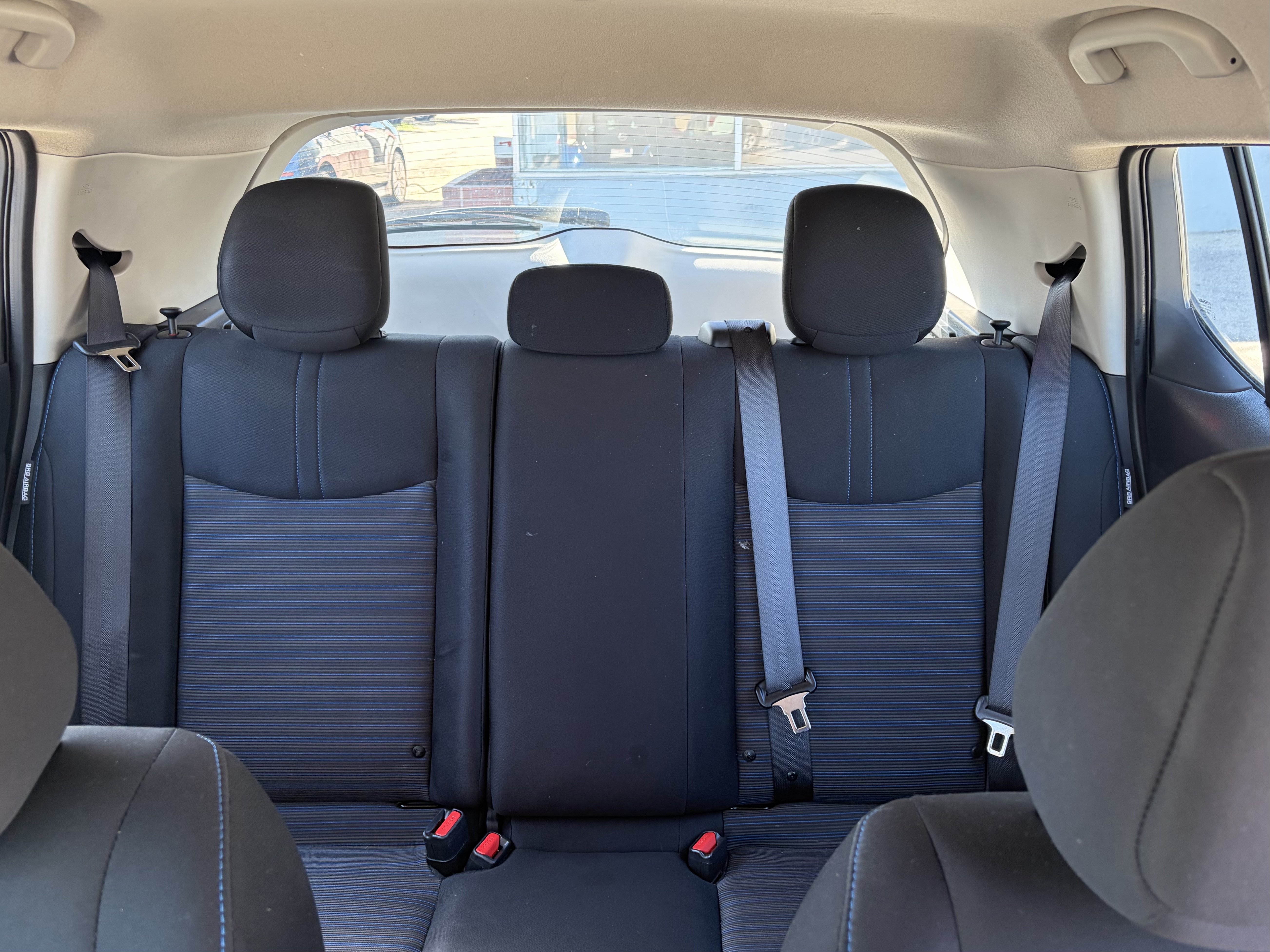 Used 2025 Nissan Leaf S FWD image 17