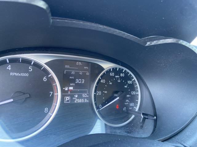 Used 2025 Nissan Versa S w/ Trunk Package FWD image 20