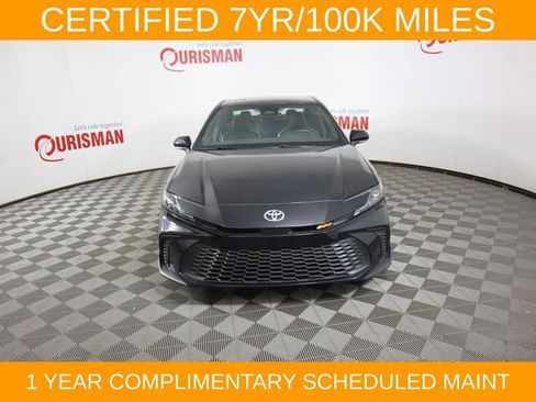 Used 2025 Toyota Camry SE FWD image 14