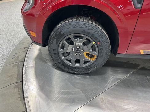 New 2026 Ford Maverick Tremor image 23