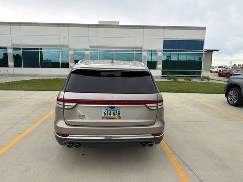 Used 2020 Lincoln Aviator Reserve w/ Equipment Group 201A AWD/4WD image 4