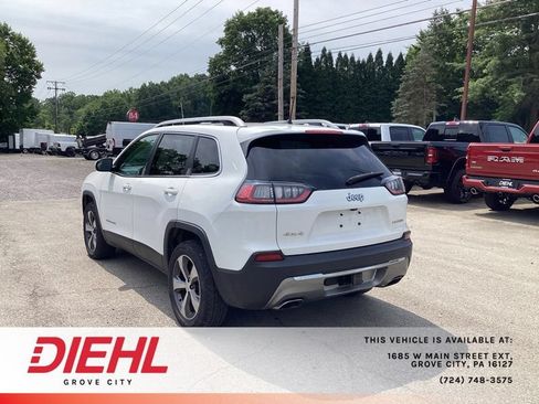 Used 2019 Jeep Cherokee Limited w/ Trailer Tow Group AWD/4WD image 5
