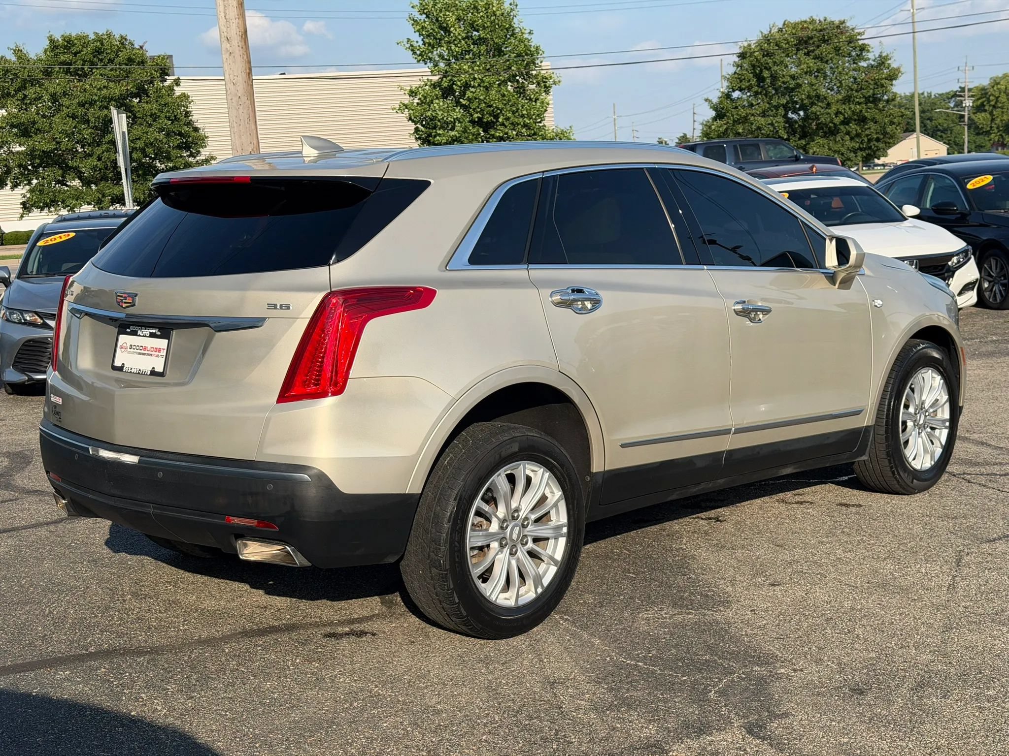 Used 2017 Cadillac XT5 FWD image 7