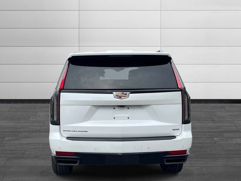 Used 2023 Cadillac Escalade ESV Sport Platinum AWD/4WD image 4