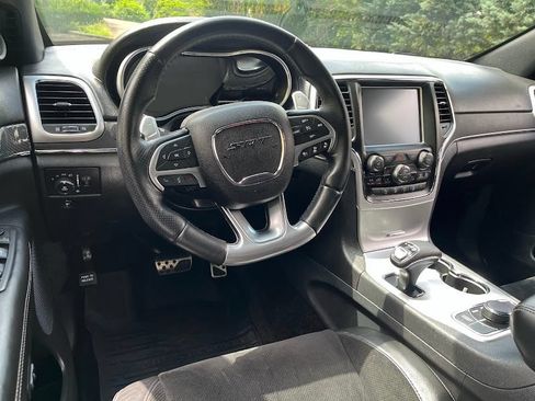 Used 2015 Jeep Grand Cherokee SRT AWD/4WD image 10