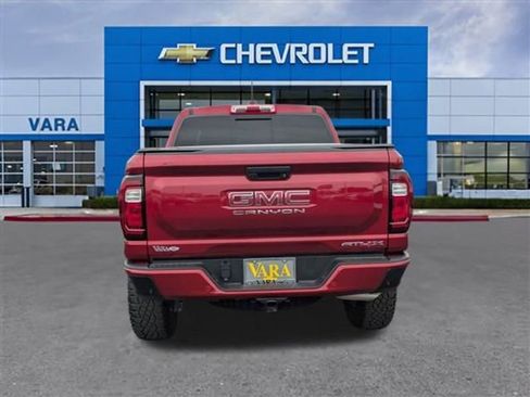 Certified 2024 GMC Canyon AT4X image 4
