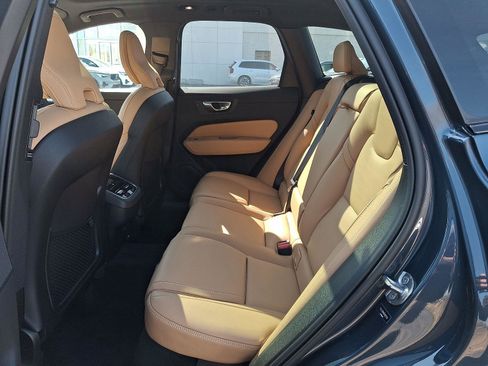 Certified 2024 Volvo XC60 B5 Ultimate w/ Protection Package Premier AWD/4WD image 10