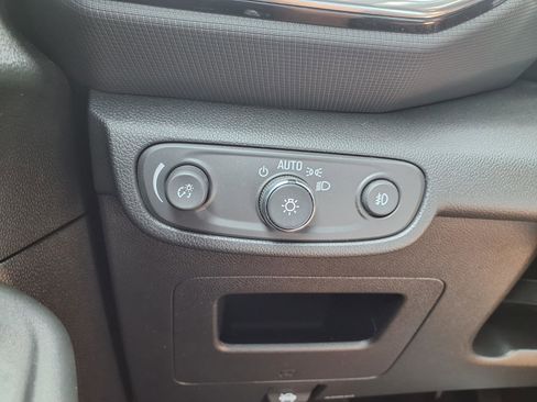 Used 2022 Chevrolet TrailBlazer LT w/ Convenience Package image 15