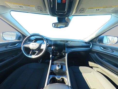 Used 2023 Jeep Grand Cherokee L Laredo w/ Luxury Tech Group I image 47