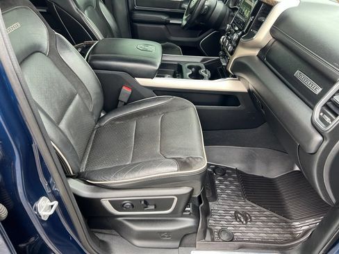 Used 2019 RAM 1500 Laramie AWD/4WD image 36