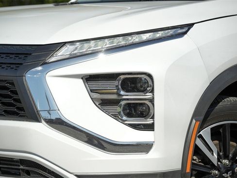 Used 2024 Mitsubishi Eclipse Cross SE image 3