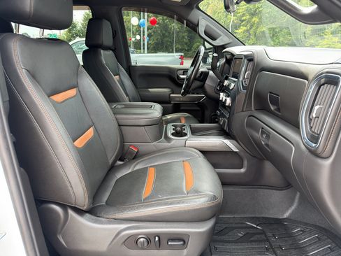 Used 2021 GMC Sierra 1500 AT4 w/ Technology Package AWD/4WD image 24