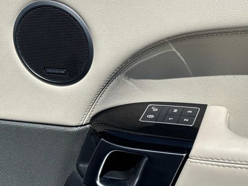 Used 2017 Land Rover Range Rover Sport Supercharged image 17