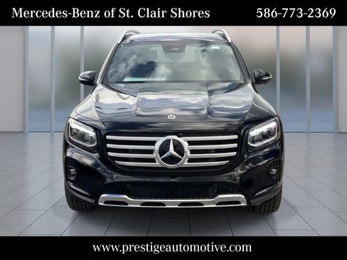 Used 2026 Mercedes-Benz GLB 250 4MATIC image 9