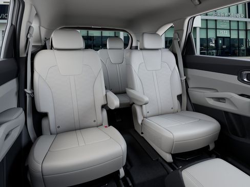 New 2026 Kia Sorento EX w/ EX Premium Package AWD/4WD image 17