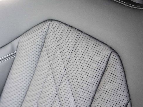 Used 2025 BMW X3 xDrive30i w/ Convenience Package image 24