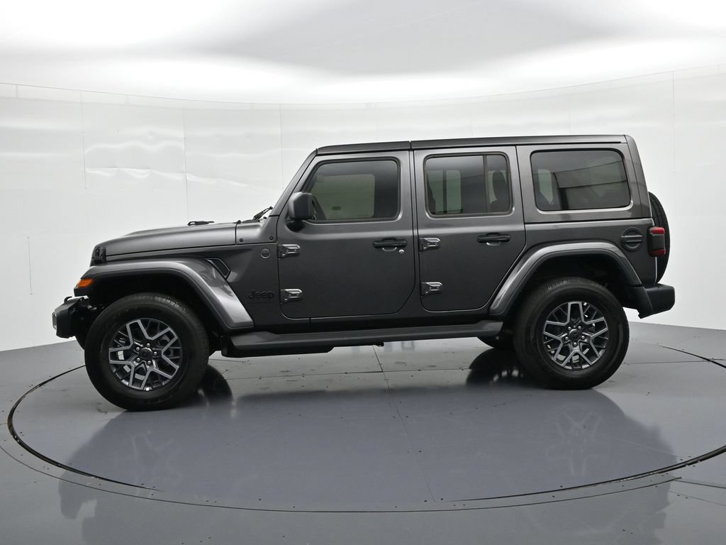 New 2026 Jeep Wrangler Unlimited Sahara AWD/4WD image 9