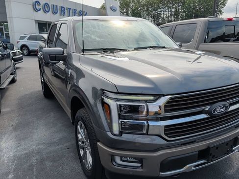 Used 2025 Ford F150 King Ranch w/ FX4 Off-Road Package AWD/4WD image 4