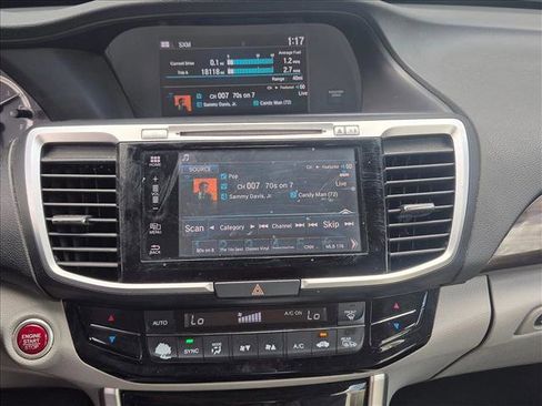 Used 2016 Honda Accord EX image 13