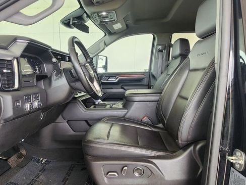 Used 2024 GMC Sierra 2500 Denali AWD/4WD image 14