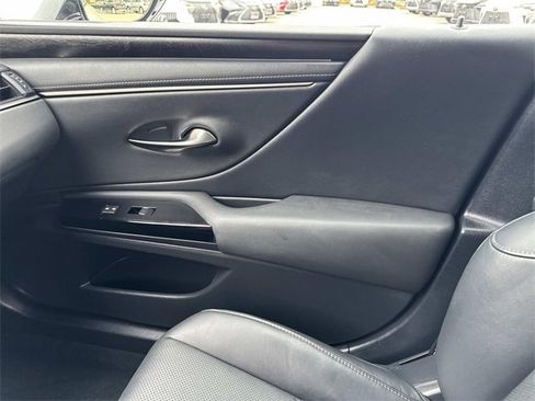 Certified 2023 Lexus ES 350 w/ Premium Package image 22