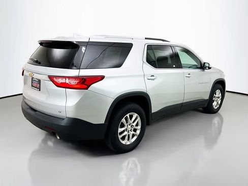 Used 2018 Chevrolet Traverse LT image 7