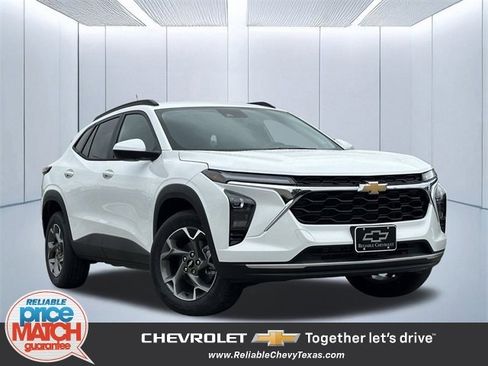 New 2026 Chevrolet Trax LT w/ Driver Confidence Package image 1