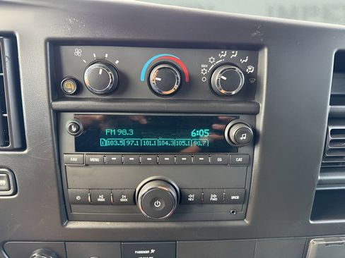 Used 2023 GMC Savana 2500 w/ Driver Convenience Package image 14