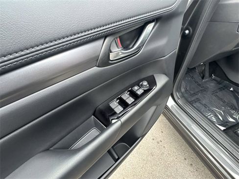 Used 2025 MAZDA CX-5 AWD 2.5 S w/ Select Package image 13