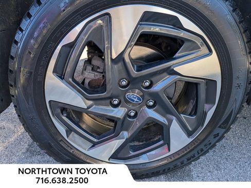 Used 2024 Subaru Crosstrek 2.5i Limited AWD/4WD image 42