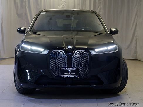 Certified 2024 BMW iX xDrive50 w/ Premium Package AWD/4WD image 5
