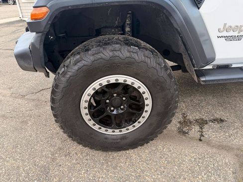 Used 2018 Jeep Wrangler Unlimited Sport S image 11