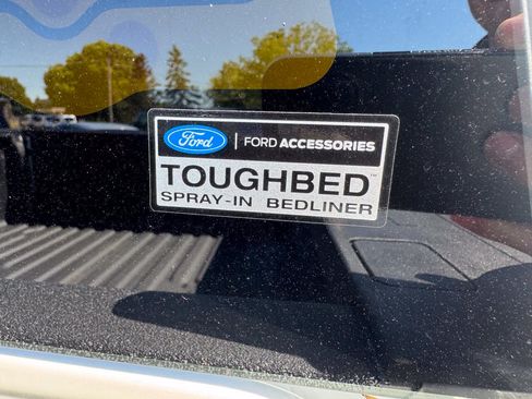 Used 2023 Ford F250 Lariat w/ Sport Appearance Package AWD/4WD image 14