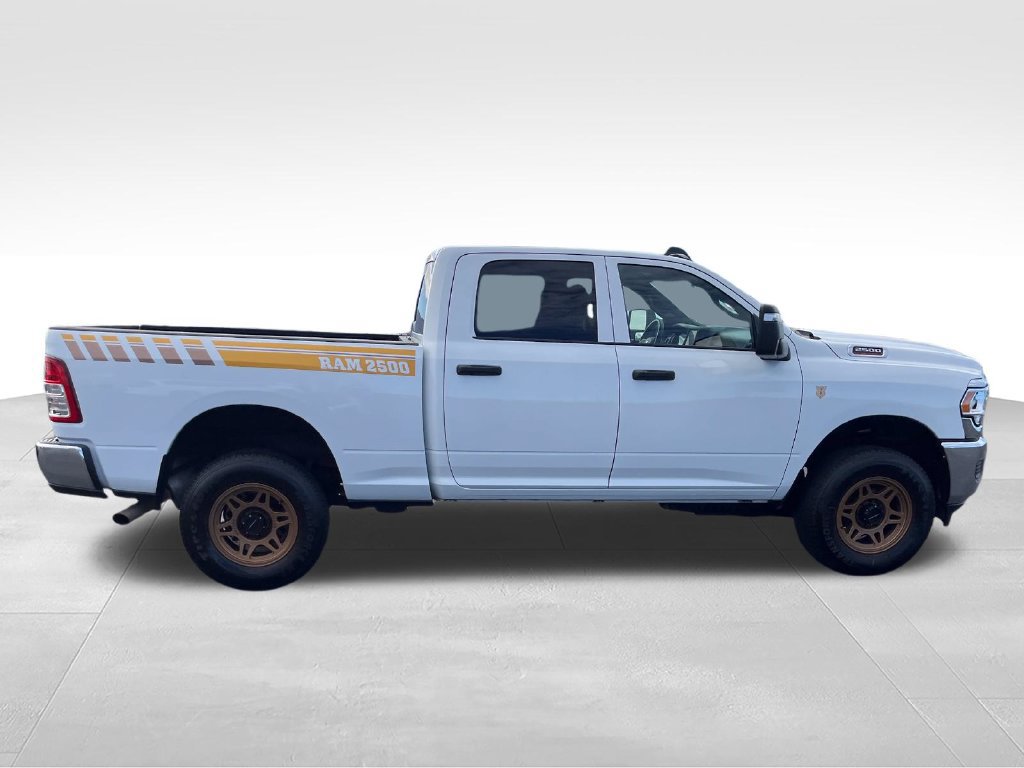 Used 2024 RAM 2500 Tradesman w/ Chrome Appearance Group AWD/4WD image 6