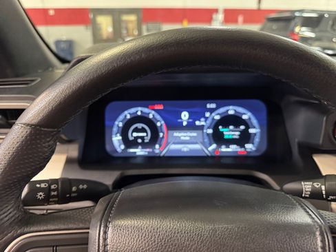 Certified 2024 Toyota Tacoma TRD Sport AWD/4WD image 10
