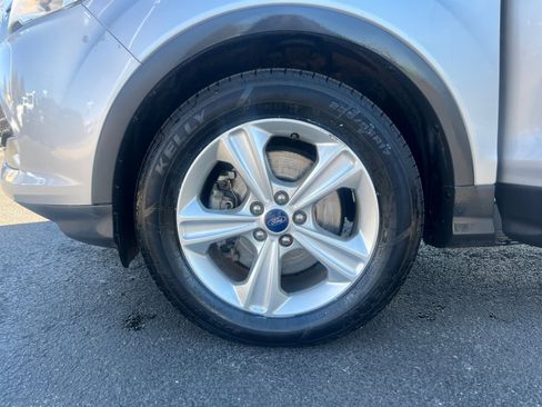 Used 2015 Ford Escape SE image 26