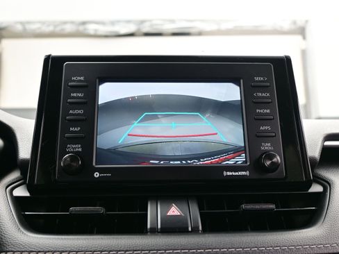 Used 2022 Toyota RAV4 LE AWD/4WD image 17